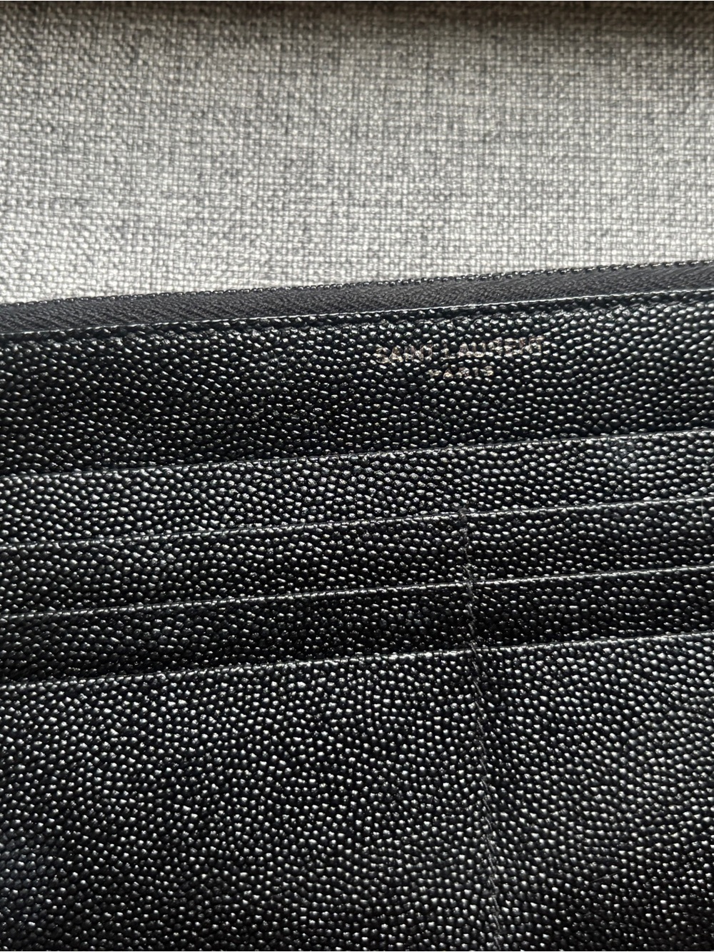 Yves Saint Laurent Black Leather Envelope Wallet Caviar - Picture 4 of 11